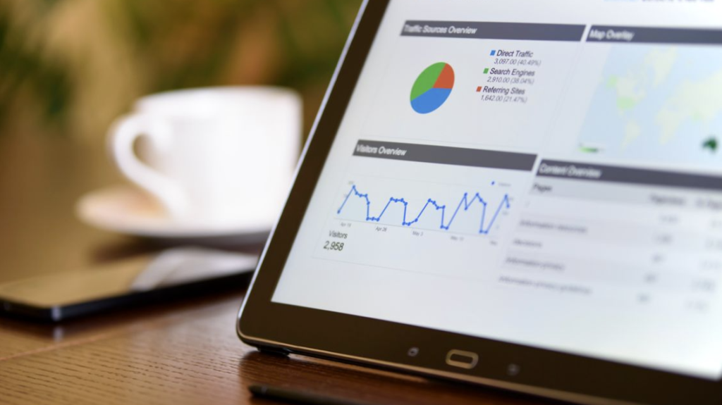 Paid Search vs. Organic Search: Key Differences & Importance